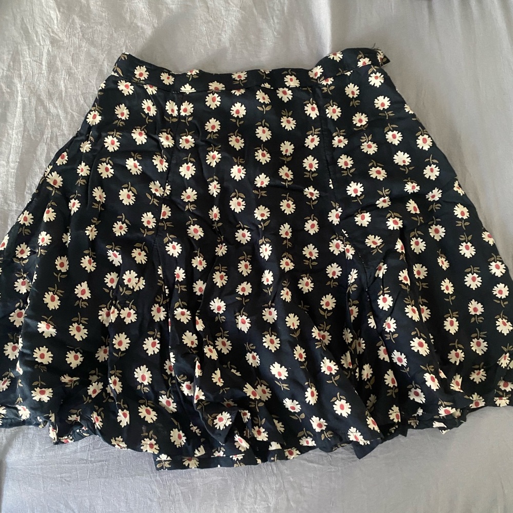 Billabong floral skirt